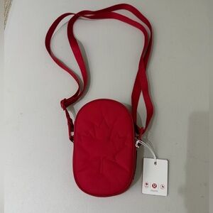 Lululemon Team Canada 2022 Future Legacy Crossbody Bag